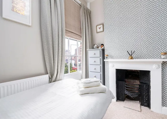 Hébergement de vacances Luxury Victorian Town House - With Parking. *